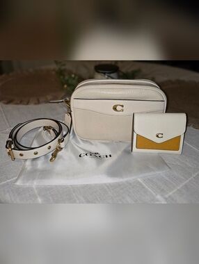 Coach Cream Crossbody Jamie Camera Bag with Matching Wallet
